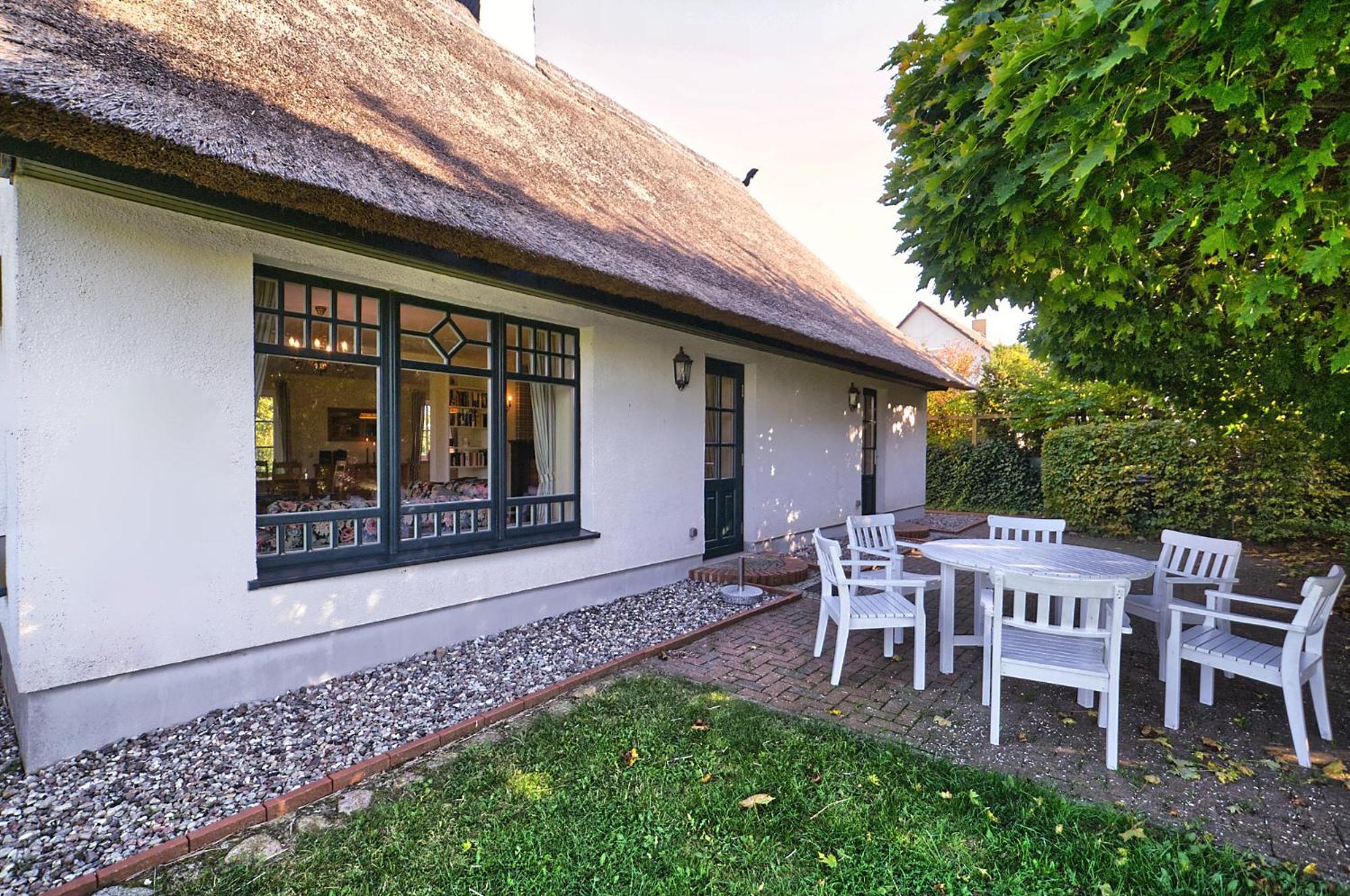 Reetdachhaus Mit Grossem Garten Und Kamin Marlow Exterior photo